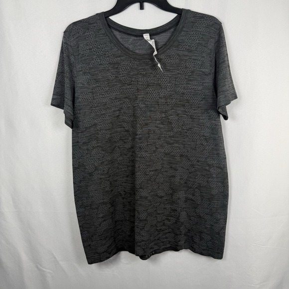 lululemon athletica Tops - Lululemon Women Grey T-Shirt Size 10
